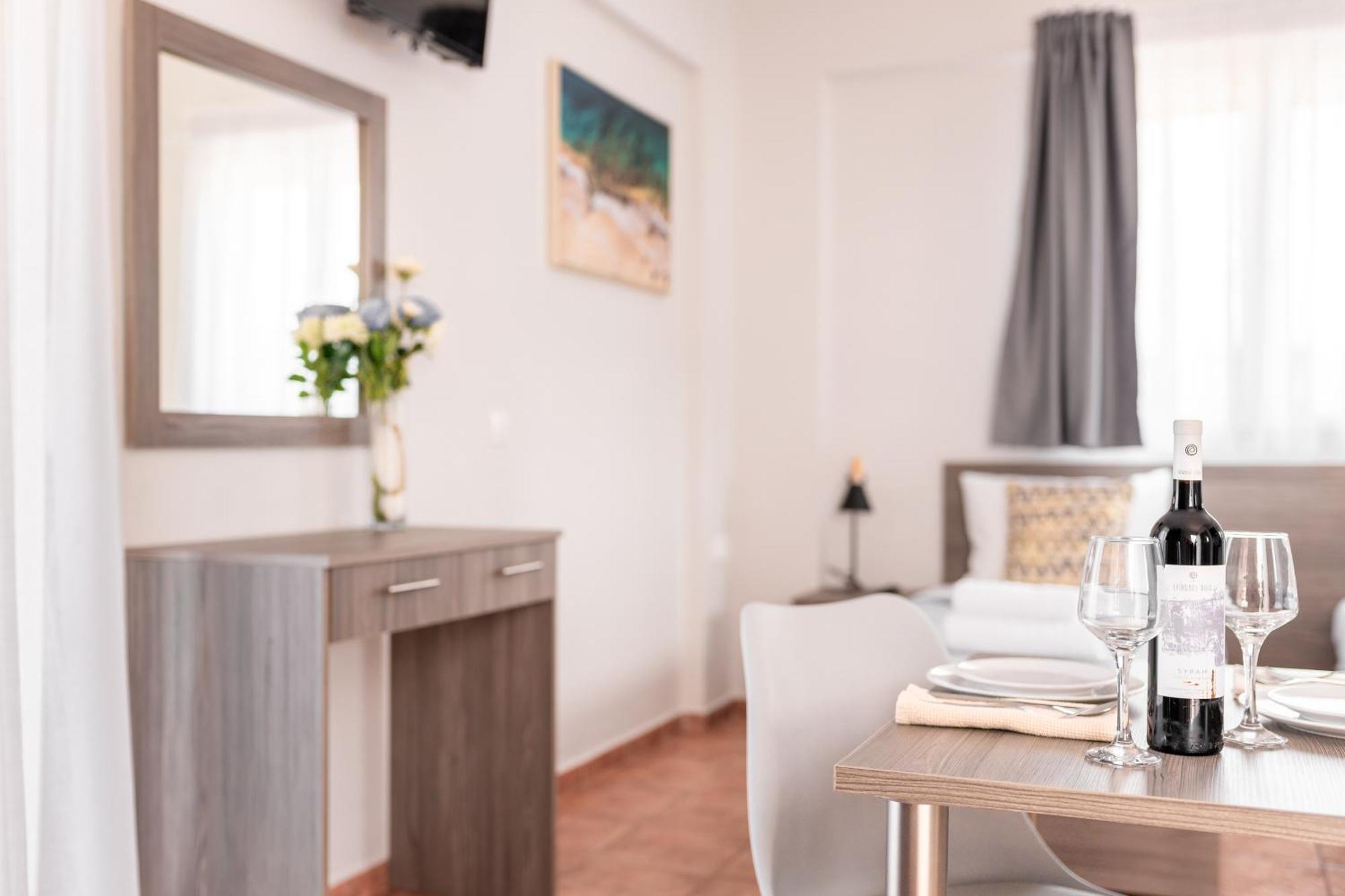 7 Rooms Gerani  외부 사진